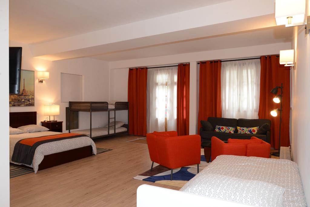 Les Chambres Panda Saint-Aignan  Exteriör bild